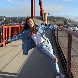 Meet your Posher, Michelle